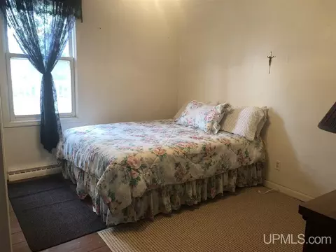 1700 S 10th, Escanaba, MI 49829 photo 9