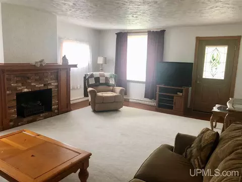 1700 S 10th, Escanaba, MI 49829 photo 12
