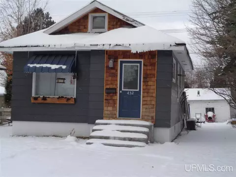 432 N Third, L'anse, MI 49946 photo 1