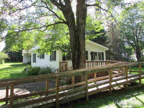 25122 Howes Rd, Covington, MI 49919 photo 5