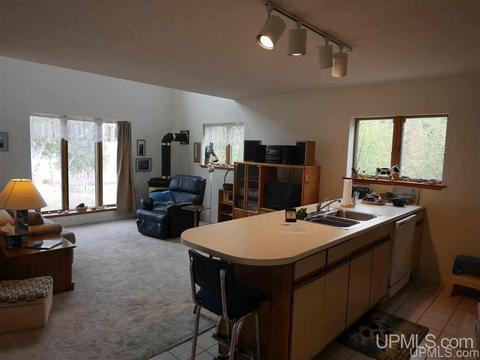 5042 W Main St UNIT 4, Mohawk, MI 49950 photo 6