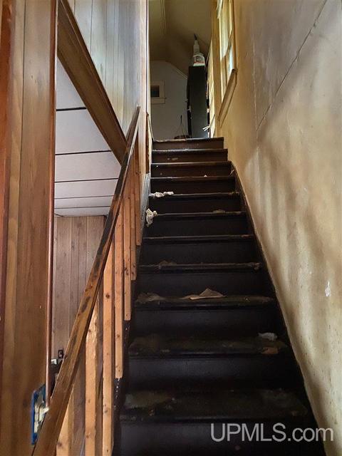 207 Stone, Ishpeming, MI 49849 photo 8