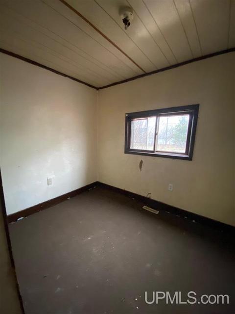 207 Stone, Ishpeming, MI 49849 photo 11