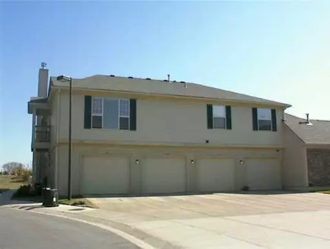 113 Commons Cir, Saline, MI 48176 photo 8