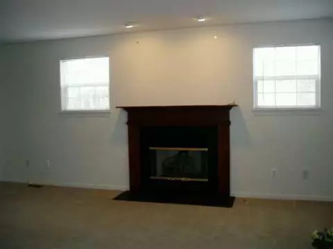 113 Commons Cir, Saline, MI 48176 photo 7
