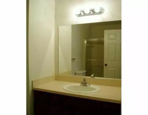 113 Commons Cir, Saline, MI 48176 photo 6