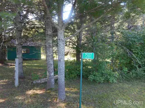 7507 Beaver Trl, Mass City, MI 49948 photo 1