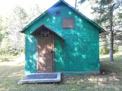 7507 Beaver Trl, Mass City, MI 49948 photo 2