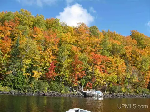 72 Green, Michigamme, MI 49861 photo 3