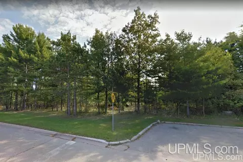 tbd Cedar, Iron Mountain, MI 49801 photo 2