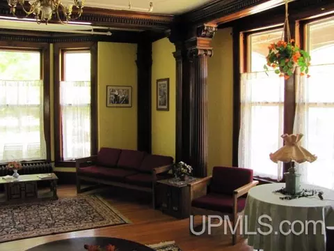 308 Pewabic, Calumet, MI 49913 photo 3