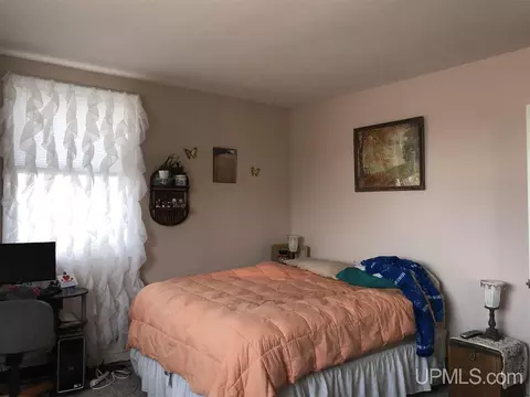 120 E Broad, L'anse, MI 49946 photo 20