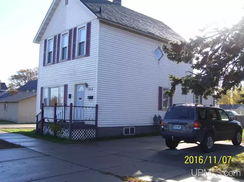 1213 3rd Ave N, Escanaba, MI 49829 photo 2