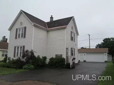 749 Maurice, Ishpeming, MI 49849 photo 2