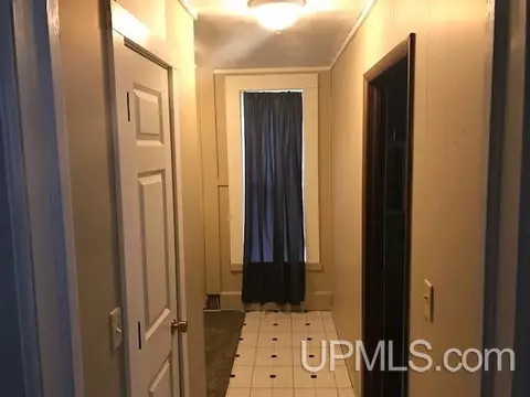 408 Oak, Ishpeming, MI 49849 photo 6