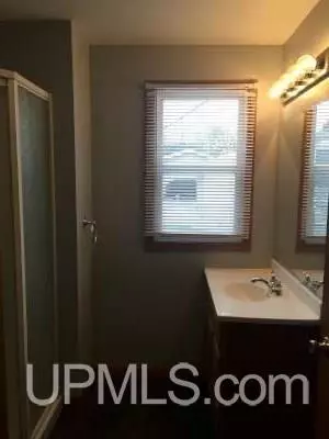 321 S 14th, Escanaba, MI 49829 photo 9