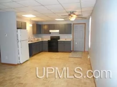 321 S 14th, Escanaba, MI 49829 photo 3