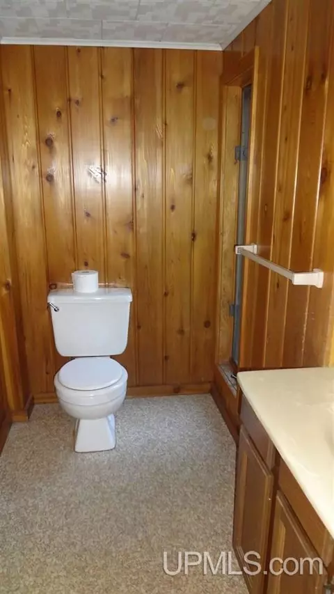 512 E Rdg, Ishpeming, MI 49849 photo 17
