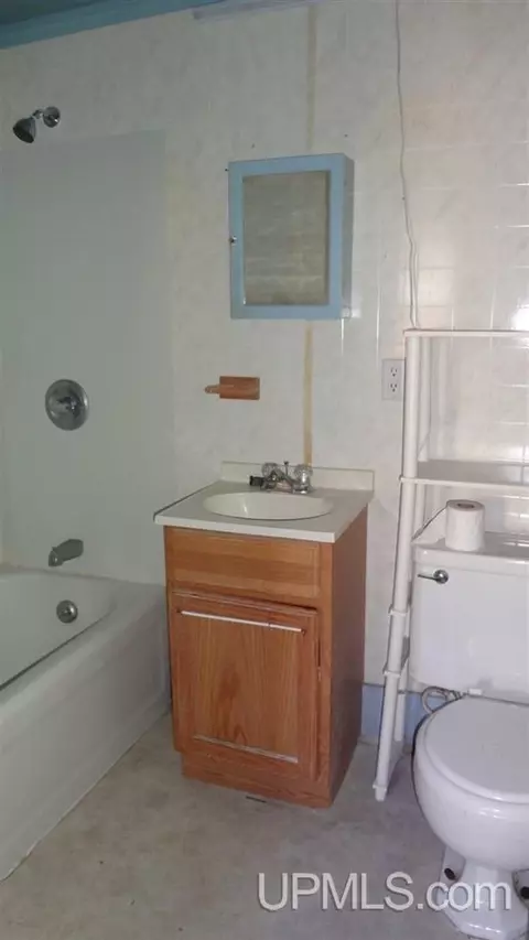 512 E Rdg, Ishpeming, MI 49849 photo 30