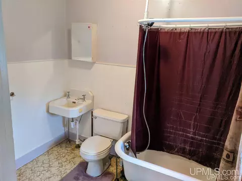 640 E Michigan, Ishpeming, MI 49849 photo 15