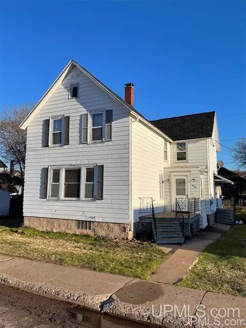 320 E Rdg, Ishpeming, MI 49849 photo 1