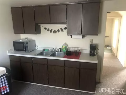 320 E Rdg, Ishpeming, MI 49849 photo 4