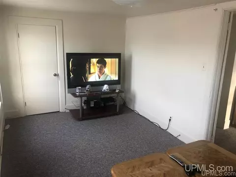 320 E Rdg, Ishpeming, MI 49849 photo 21