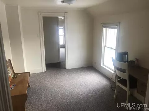 320 E Rdg, Ishpeming, MI 49849 photo 17
