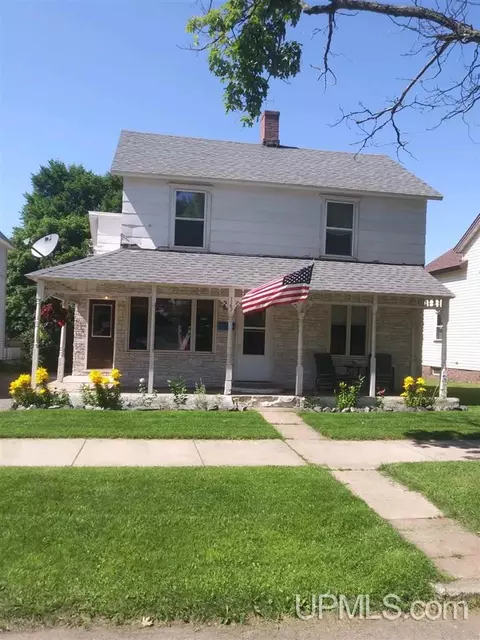 125 E Peck, Negaunee, MI 49866 photo 1