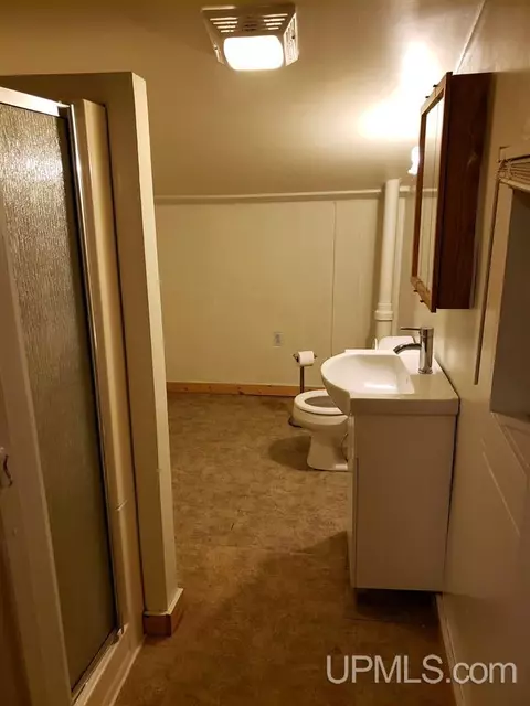 125 E Peck, Negaunee, MI 49866 photo 9