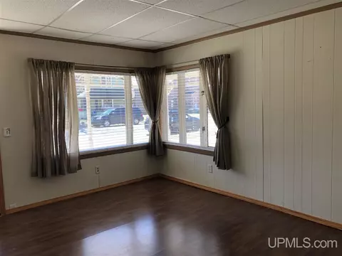 125 E Peck, Negaunee, MI 49866 photo 2
