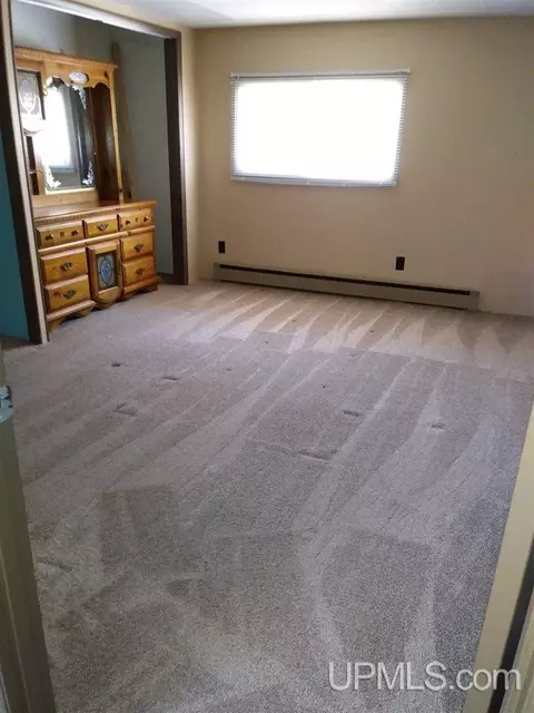 125 E Peck, Negaunee, MI 49866 photo 8