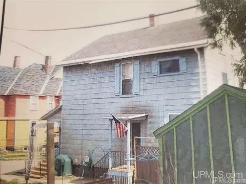 309 N N Pne, Ishpeming, MI 49849 photo 2