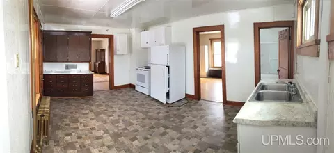 208 S Second, Ishpeming, MI 49849 photo 3