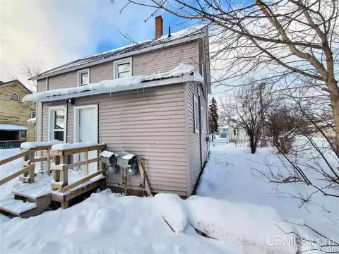 708 Bank, Ishpeming, MI 49849 photo 7