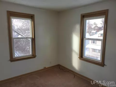708 Bank, Ishpeming, MI 49849 photo 26