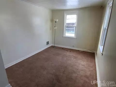 708 Bank, Ishpeming, MI 49849 photo 15