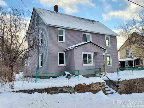 708 Bank, Ishpeming, MI 49849 photo 1