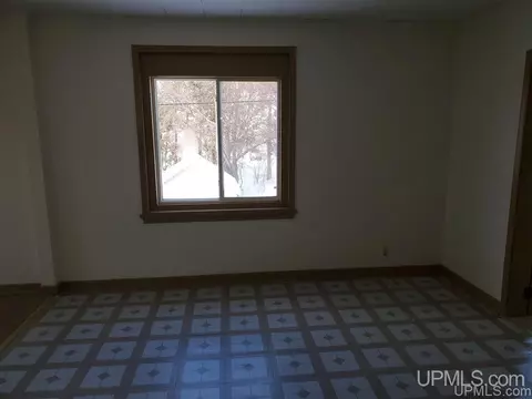708 Bank, Ishpeming, MI 49849 photo 29