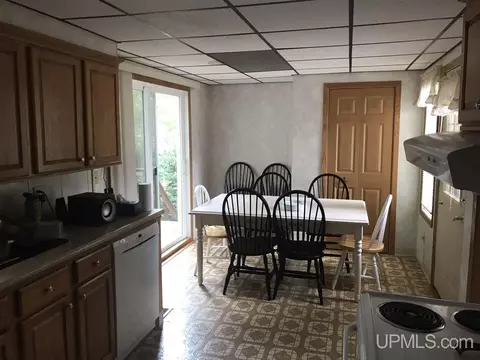 3115 Wright, Marquette, MI 49855 photo 11