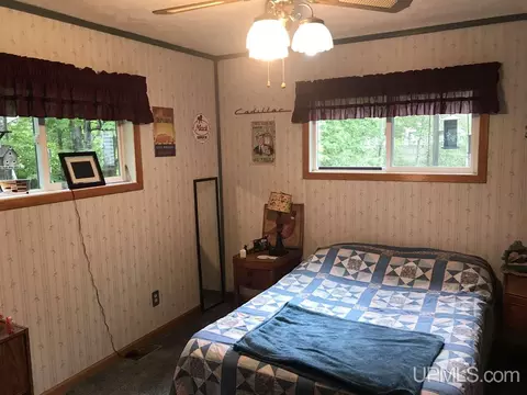 3115 Wright, Marquette, MI 49855 photo 9