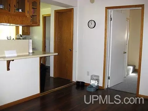 1112 S 3rd, Escanaba, MI 49829 photo 9