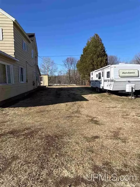 813 Wabash, Ishpeming, MI 49849 photo 22