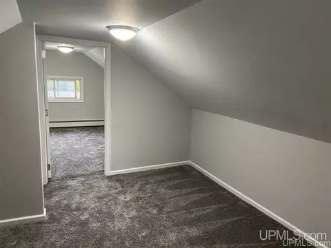 112 110 Clfs, Gladstone, MI 49837 photo 9