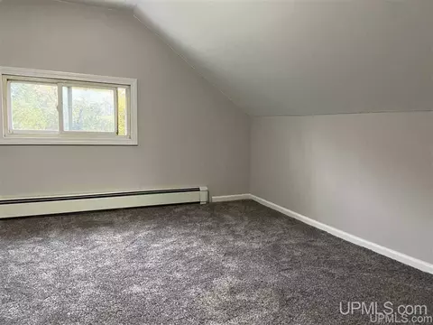 112 110 Clfs, Gladstone, MI 49837 photo 8