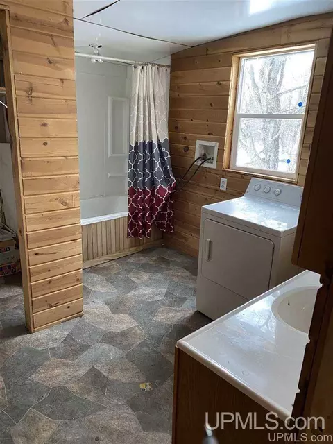 860 870 Patriot, Ishpeming, MI 49849 photo 6