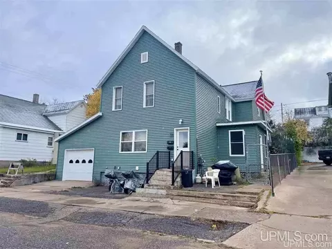 706 N N Pne, Ishpeming, MI 49849 photo 2