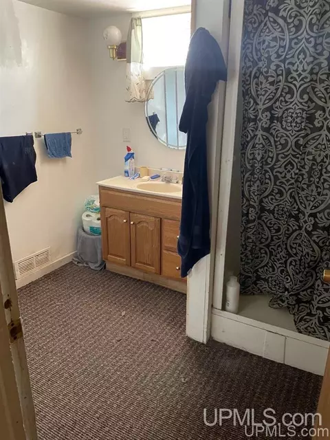 360 W Johnson, Ishpeming, MI 49849 photo 11