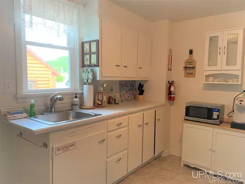 110 Birch, Munising, MI 49862 photo 20