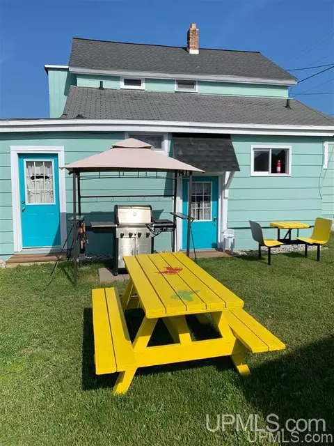110 Birch, Munising, MI 49862 photo 41